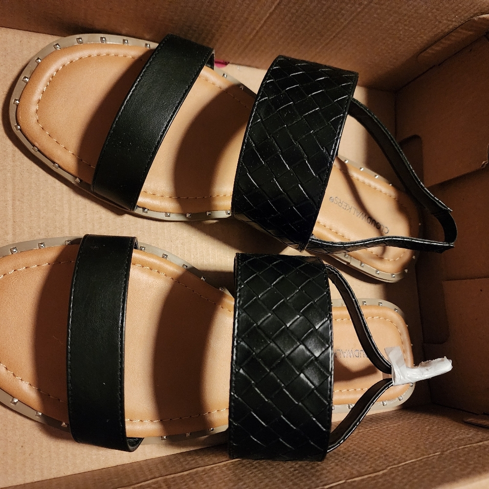 cloudwalkers Black Woven Strap Sandals